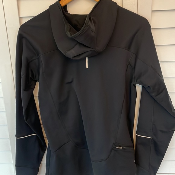 Nike running dri-fit hooded throw over - Picture 8 of 9